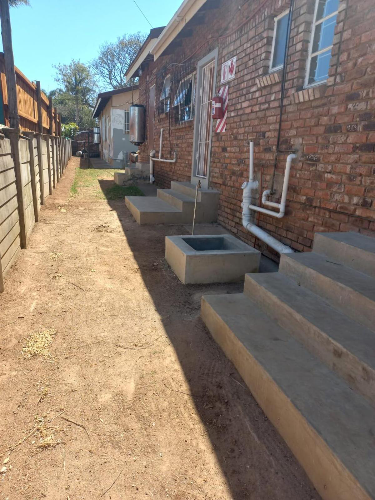 Rocky Hills Guesthouse Piet Retief Exterior foto